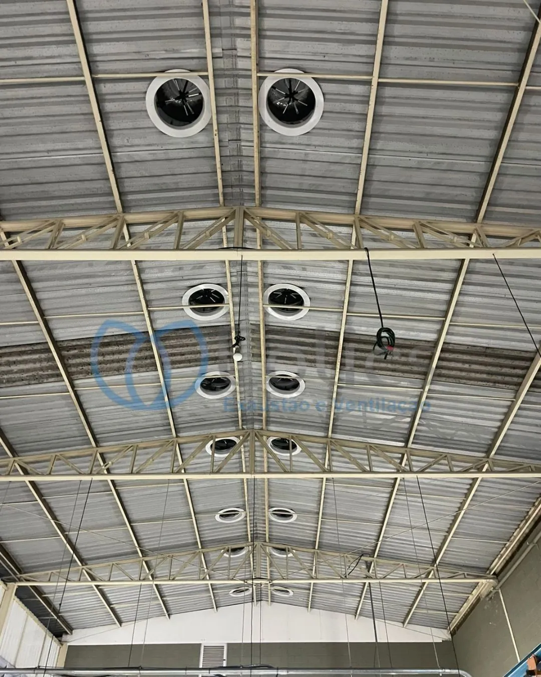 Sistema de exaustão e ventilação industrial